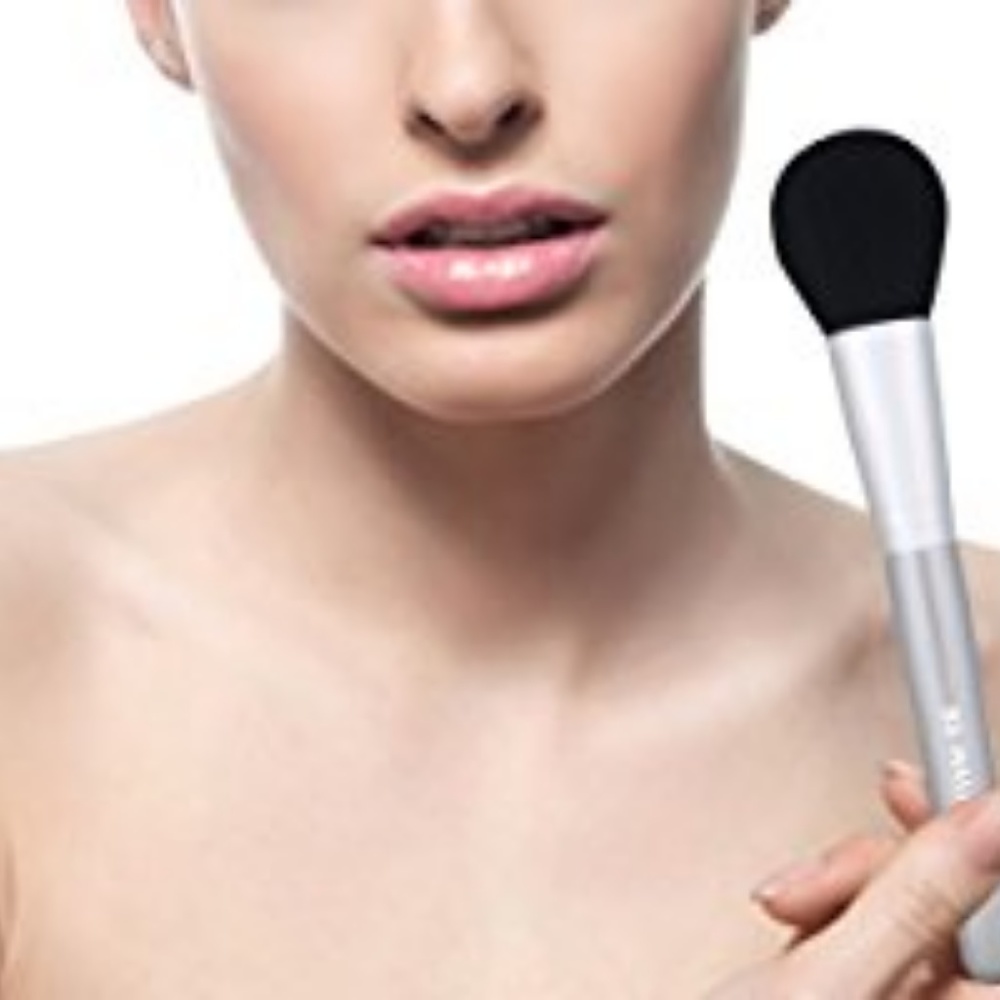 12 PCS Makeup Brush Set Premium Synthetic Silver - Picture 2 of 3